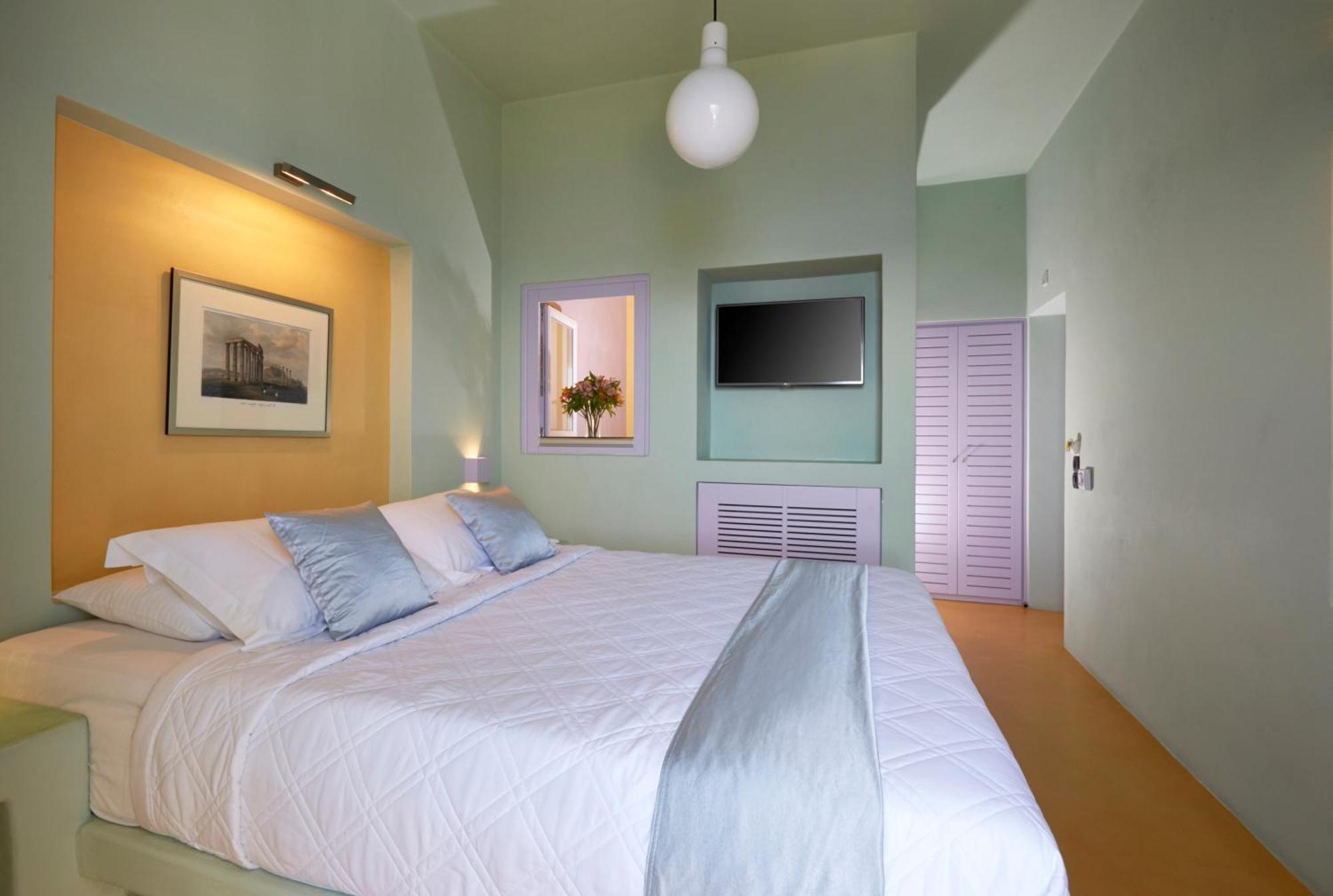 Caldera Colors Suites Fira  Ngoại thất bức ảnh